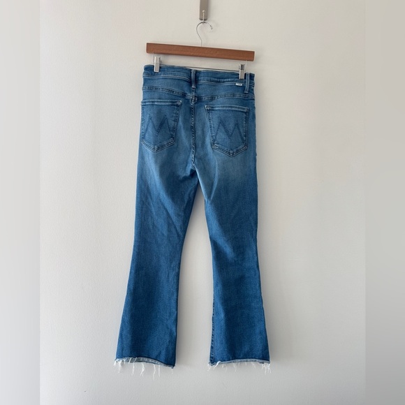 MOTHER Weekender Fray Jeans in Meet Cute 31 - Picture 8 of 10